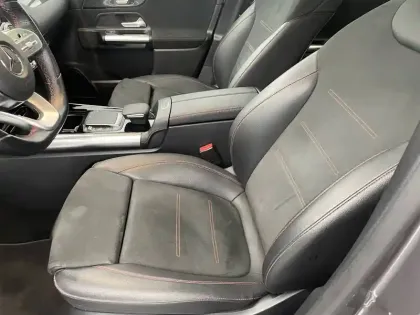 Photo 35 Mercedes GLA  200 d 8G-DCT