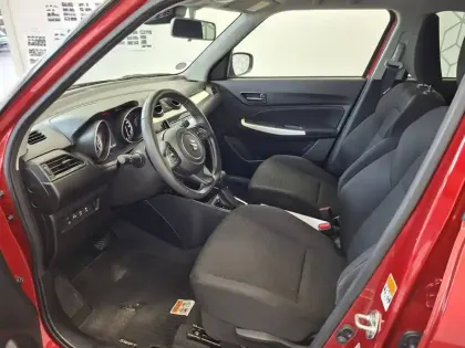 Photo 8 Suzuki Swift  1.2 Dualjet Hybrid Auto (CVT)