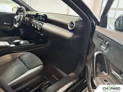 Photo 12 Mercedes Classe A  250 e 8G-DCT