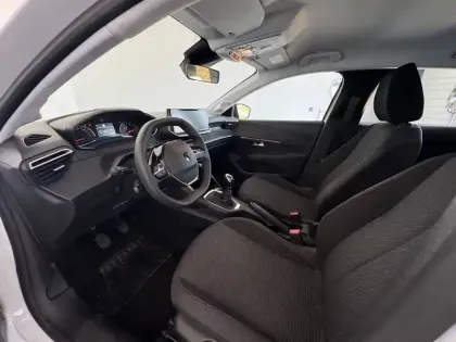 Photo 8 Peugeot 208  Turbo 100 ch BVM6