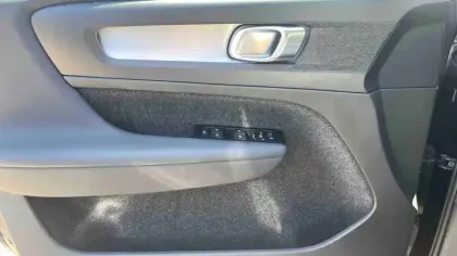 Photo 25 Volvo XC40  T4 Recharge 129+82 ch DCT7