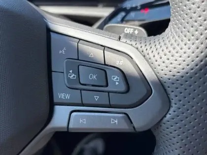 Photo 17 Volkswagen T-roc  1.5 eTSI EVO2 Hybrid 150 ch DSG7