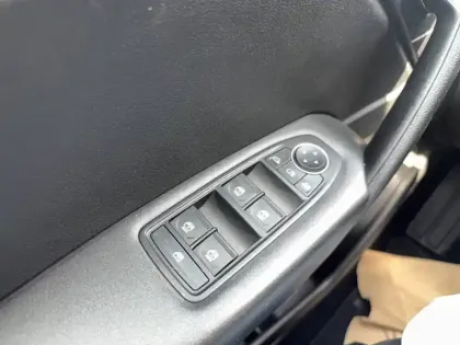Photo 21 Renault Captur  E-Tech 145 - 21