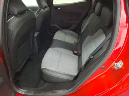 Photo 24 Renault Clio  E-Tech full hybrid 145