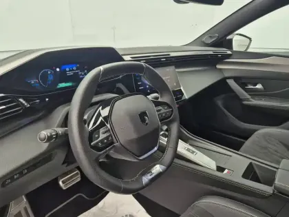 Photo 11 Peugeot 408  PHEV 225 e-EAT8