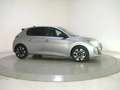 Photo 23 Peugeot 208  Hybrid 110 e-DCS6