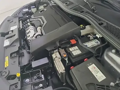Photo 34 Peugeot 208  Hybrid 110 e-DCS6