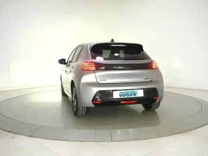 Photo 26 Peugeot 208  Hybrid 110 e-DCS6