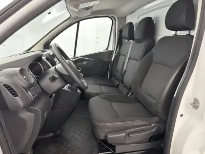 Photo 17 Renault Trafic  FGN L2H1 1300 KG DCI 120