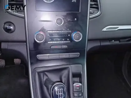 Photo 13 Renault Scenic  Blue dCi 120