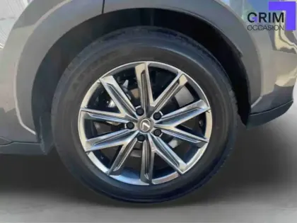 Photo 15 Lexus Lbx  2WD