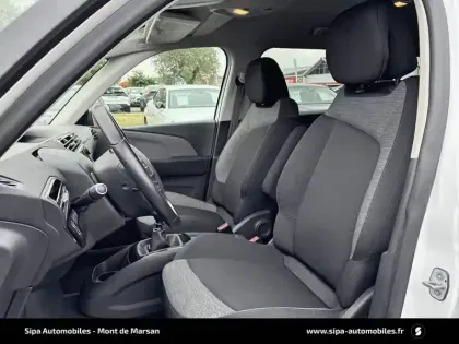 Photo 8 Citroën C4 Grand  Spacetourer BlueHDi 130 S&S BVM6