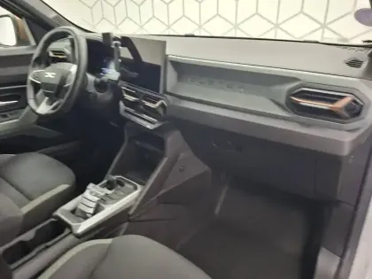 Photo 19 Dacia Duster  Hybrid 140