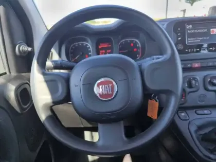 Photo 8 Fiat Panda  1.0 70 ch Hybrid BSG S/S
