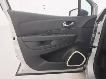 Photo 34 Renault Captur  TCe 90