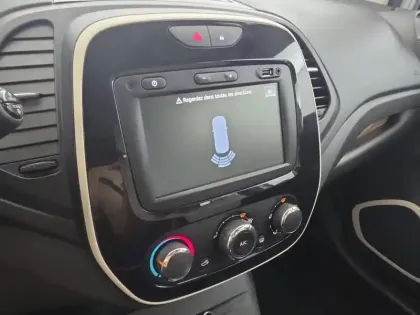 Photo 32 Renault Captur  TCe 90