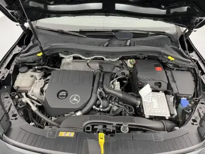 Photo 42 Mercedes GLA  200 7G-DCT