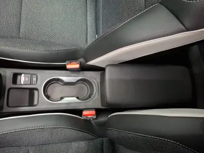 Photo 32 Renault Captur  E-Tech 145 - 21