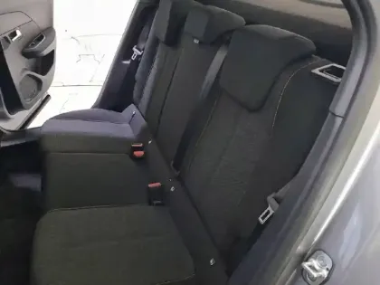 Photo 31 Peugeot 2008  100 S&S BVM6