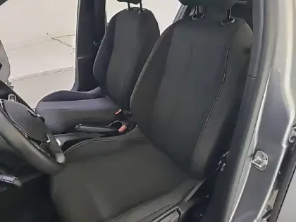 Photo 30 Peugeot 2008  100 S&S BVM6