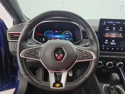 Photo 43 Renault Clio  E-Tech 140 - 21N