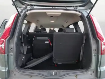 Photo 10 Dacia Jogger  Hybrid 140 7 places GSR2