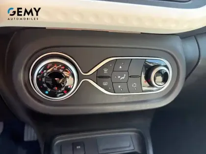 Photo 12 Renault Twingo  III E-Tech