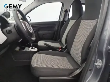 Photo 30 Renault Twingo  III E-Tech