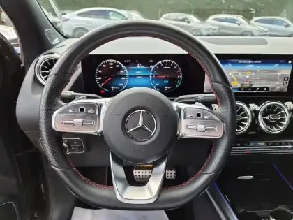 Photo 12 Mercedes GLA  250 e 8G-DCT