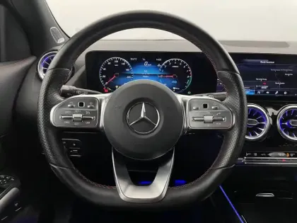 Photo 41 Mercedes GLA  250 e 8G-DCT