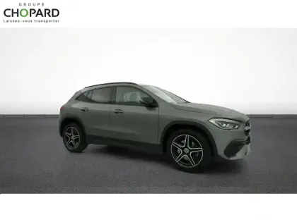 Photo 29 Mercedes GLA  250 e 8G-DCT