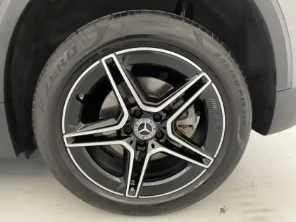 Photo 35 Mercedes GLA  250 e 8G-DCT
