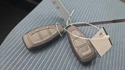 Photo 25 Ford Kuga  2.5 Duratec 180 ch FlexiFuel FHEV E85 Powershift
