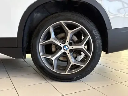 Photo 11 BMW X1 sDrive 18 i xLine