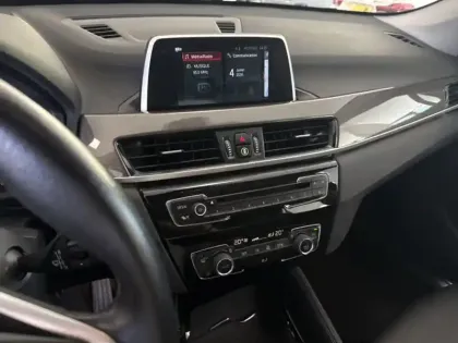 Photo 18 BMW X1 sDrive 18 i xLine