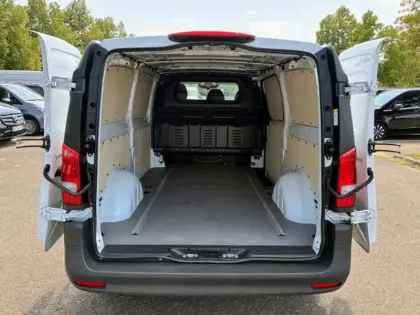 Photo 23 Mercedes Vito 116 CDI Fourgon extra long 163