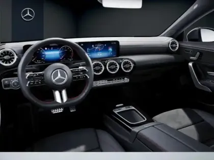 Photo 10 Mercedes CLA  200 Coupé