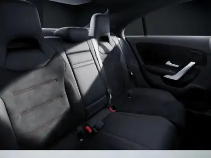 Photo 8 Mercedes CLA  200 Coupé
