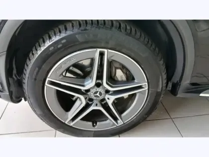Photo 8 Mercedes GLC  300e 4MATIC SUV AMG Line