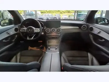Photo 10 Mercedes GLC  300e 4MATIC SUV AMG Line