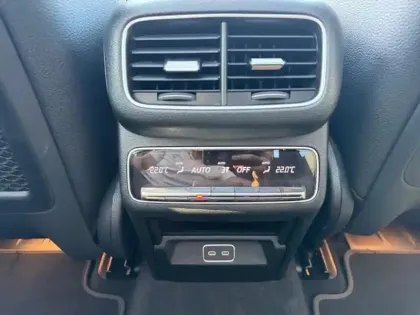 Photo 16 Mercedes GLE 400 e 4MATIC AMG Line
