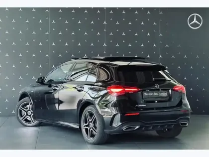 Photo 22 Mercedes Classe A 250 e Hybrid EQ AMG Line