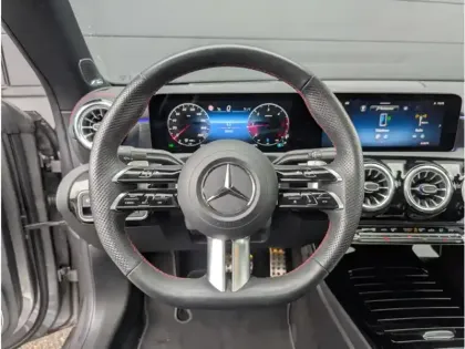 Photo 11 Mercedes CLA 200 d 