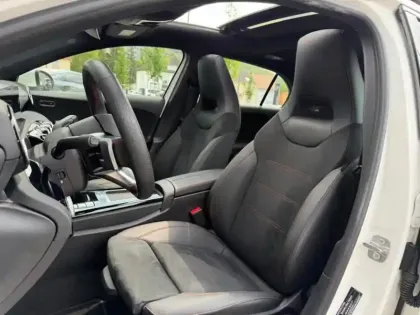 Photo 14 Mercedes Classe A A 200 Compacte