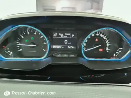 Photo 15 Peugeot 2008  PureTech 130ch S&S EAT6 Allure