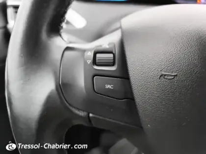 Photo 18 Peugeot 2008  PureTech 130ch S&S EAT6 Allure