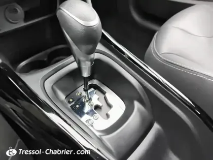Photo 23 Peugeot 2008  PureTech 130ch S&S EAT6 Allure