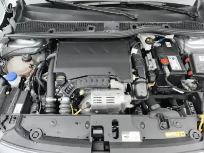 Photo 6 Opel Corsa  1.2 Turbo 100 ch BVM6