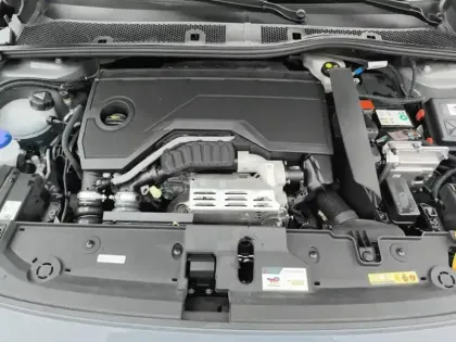 Photo 6 Opel Corsa  1.2 Turbo 100 ch BVA8 GS