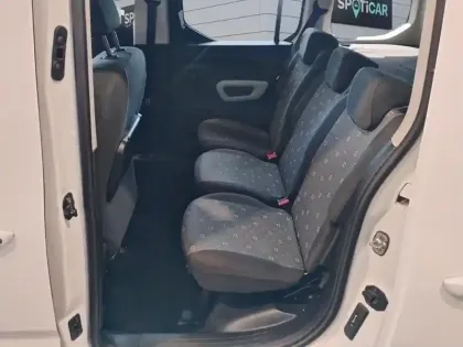 Photo 22 Citroën Berlingo  Taille XL 7pl BlueHDi 130 S&S BVM6 Shine